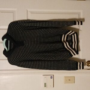 American eagle men's sweater with buttons and rolled collar